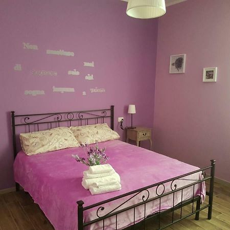 Giardino Di Alex Bed & Breakfast อัสซิซี ภายนอก รูปภาพ